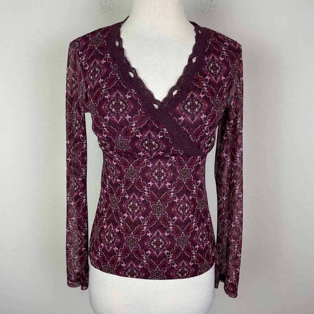 Vintage New York & Co. Maroon Geometric Floral Mesh Knit Babydoll Top Small - Picture 2 of 11
